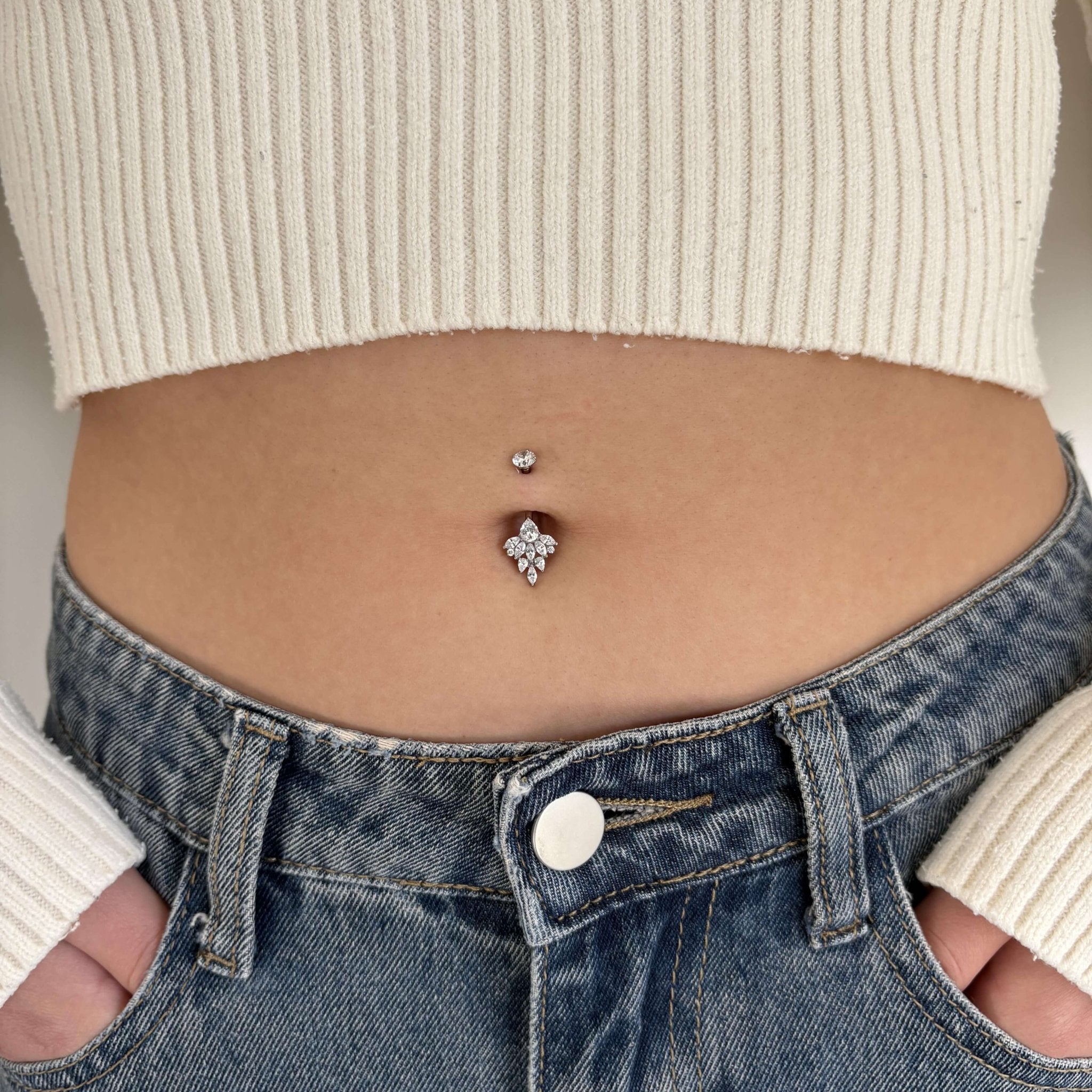 Piercing ombelico cluster di zirconi marquise in argento - NovaNavel