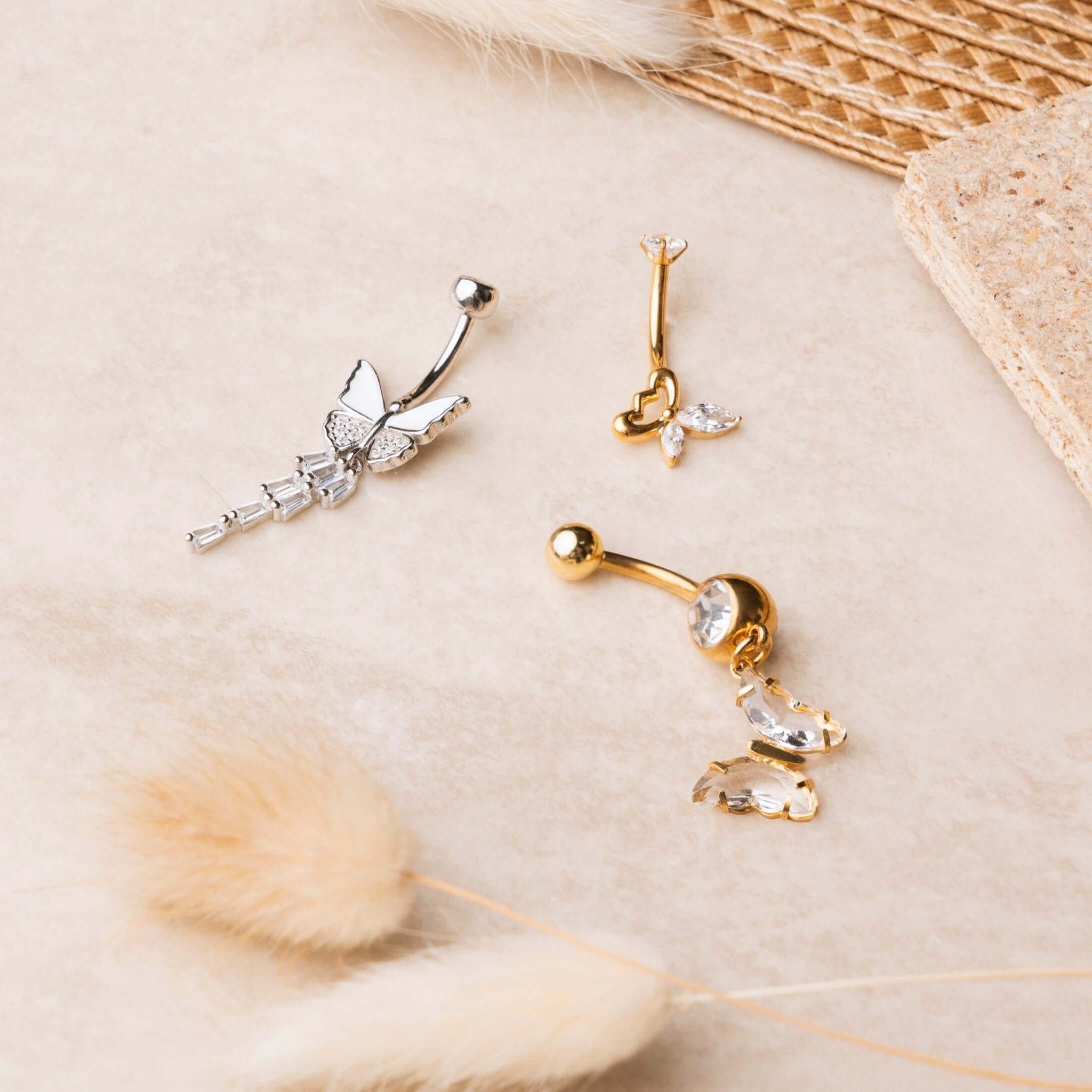Piercing ombelico farfalla con cristalli in oro - NovaNavel