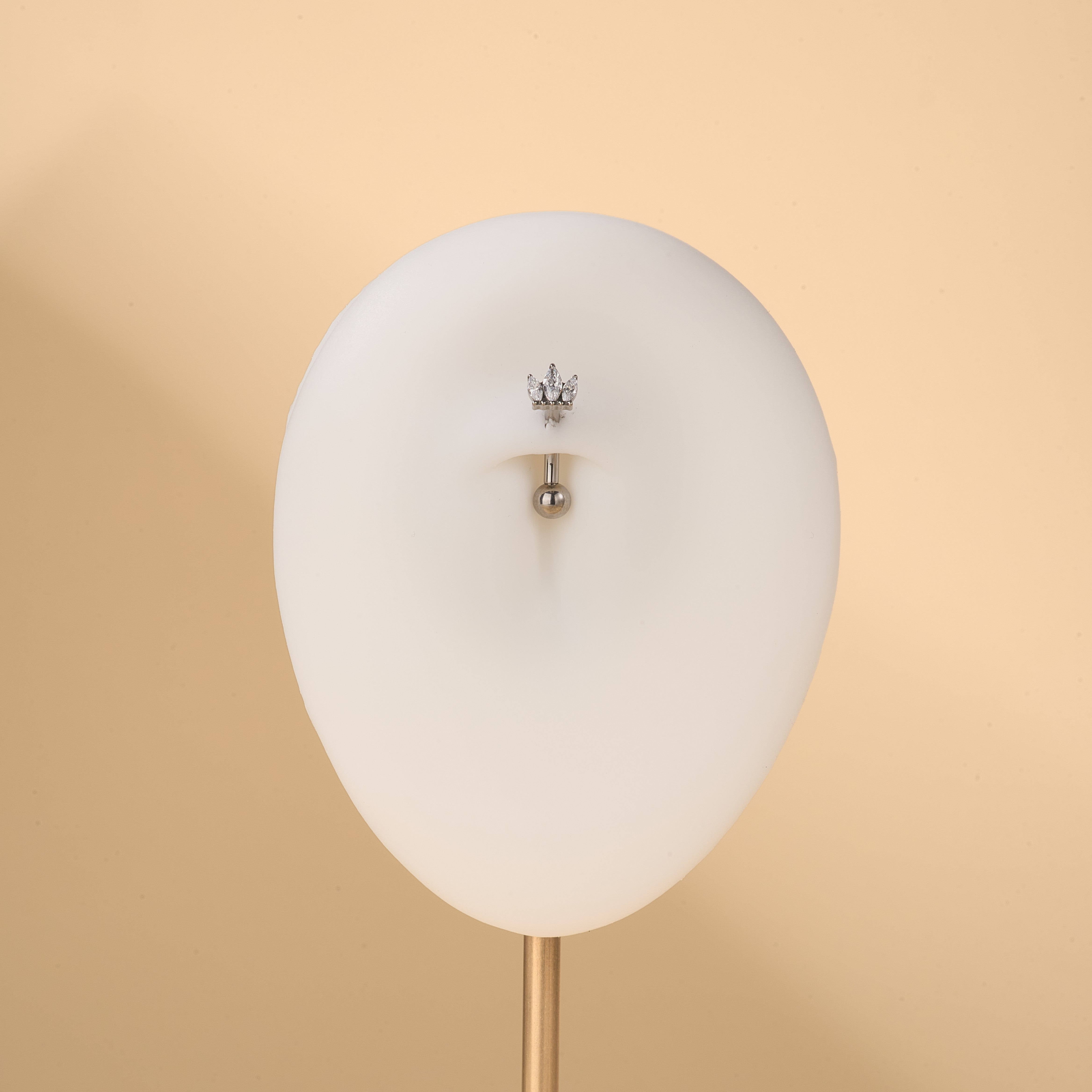 Piercing ombelico floating marquise bianco in argento - NovaNavel