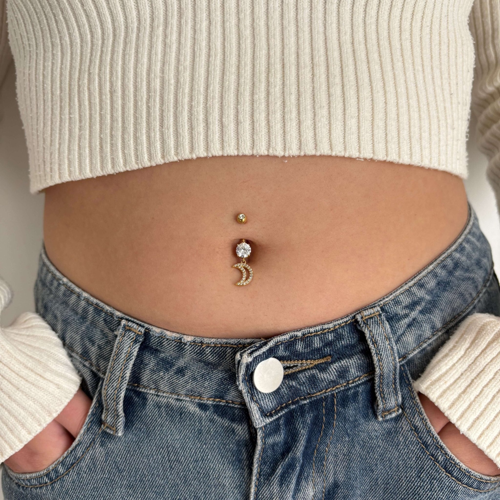 Piercing ombelico piccola luna in oro - NovaNavel