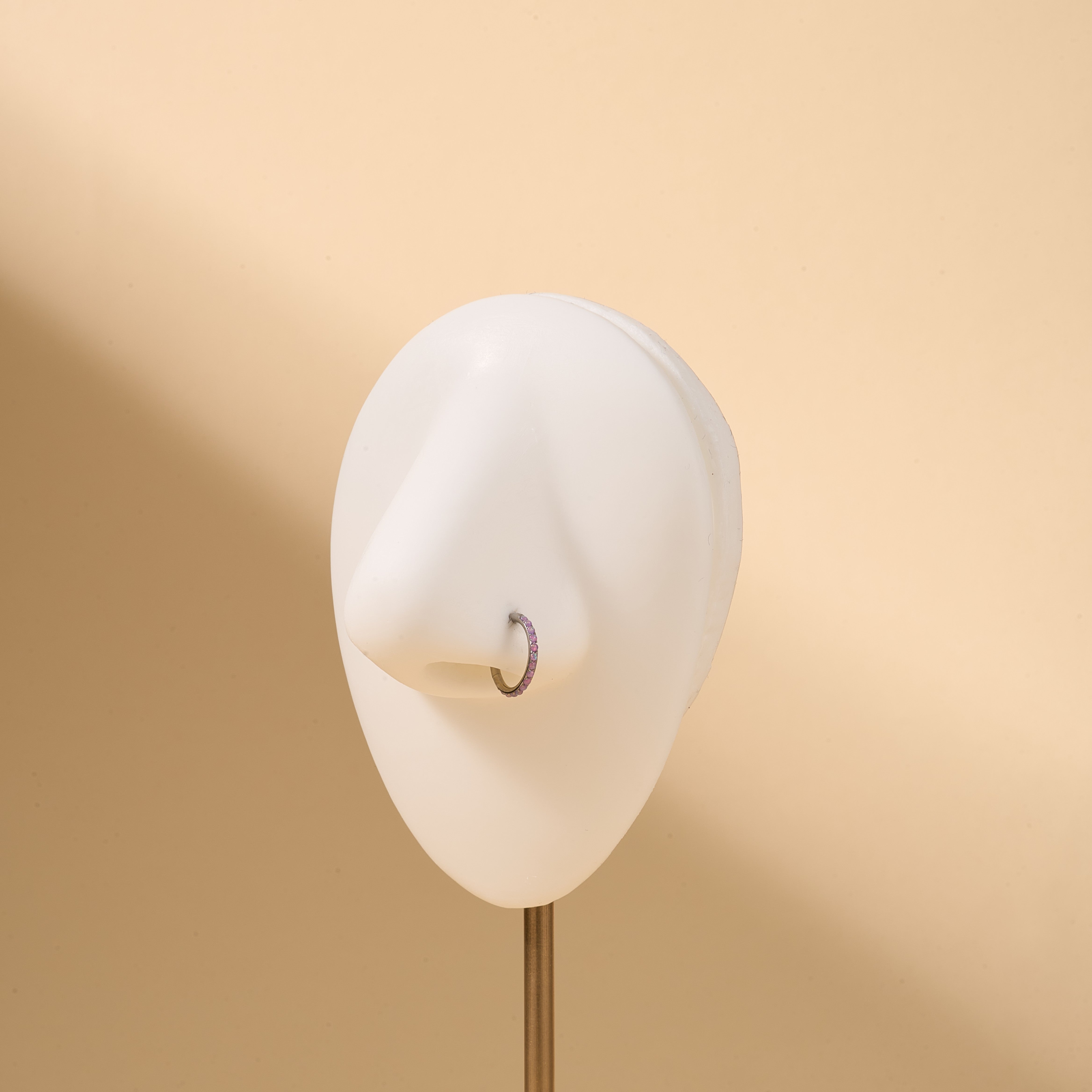 Piercing orecchio/naso/bocca cerchietto opale viola in argento - NovaNavel